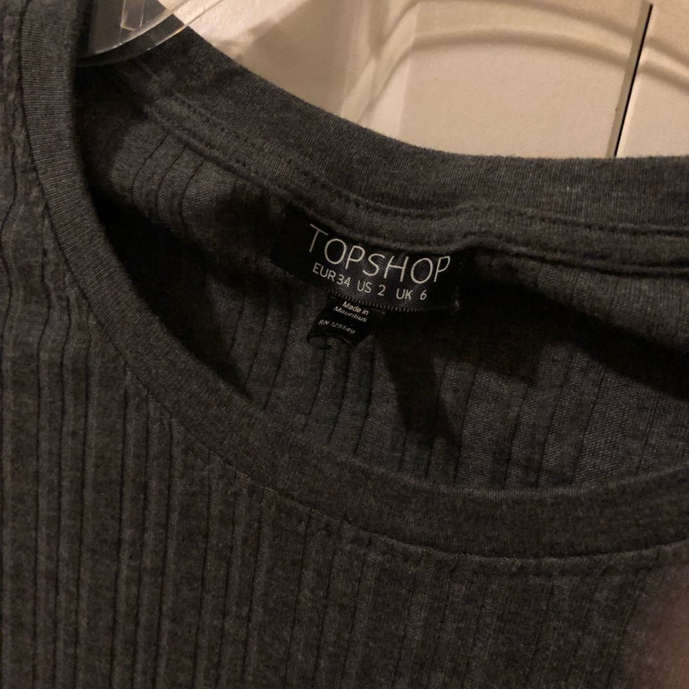 ⭐️Topshop Alexa Ribbed Tee - Picture 3 of 3
